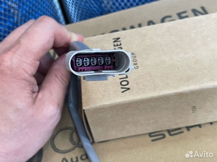 Кислородный датчик лямбда зонд VAG 8R0906262E