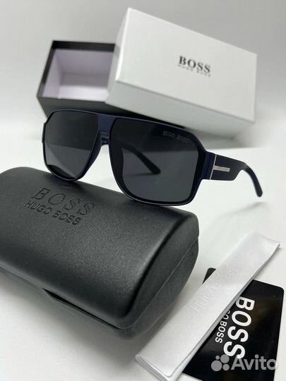 Солнцезащитные очки Hugo boss