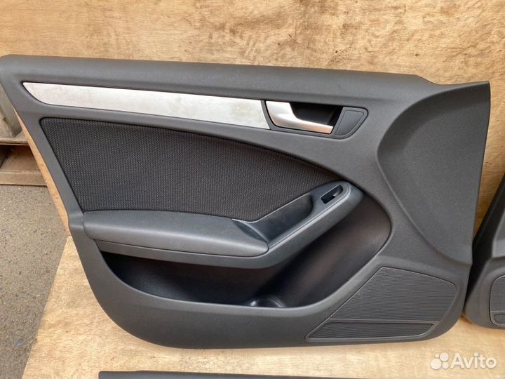 Обшивка двери (комплект) Audi A4 8K2 CDH 2007-2011