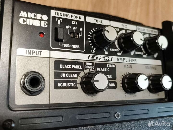 Roland Micro Cube Комбоусилитель