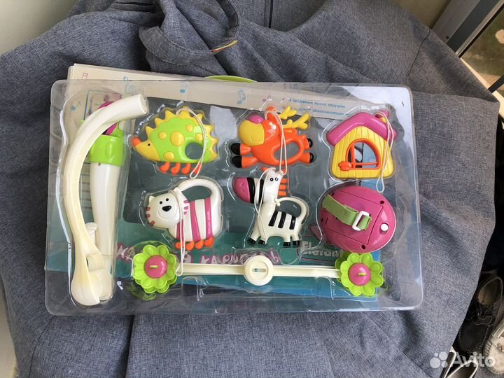 Музыкальная карусель Elefantino