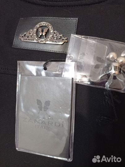 Спортивный костюм женский новый 46 48