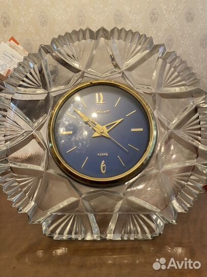 Часы настольные СССР Маяк хрусталь