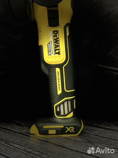 Болгарка DeWalt DCG405 азия