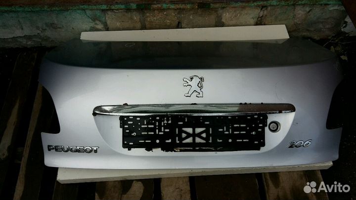 Крышка багажника Peogeot/Пежо 206 Седан