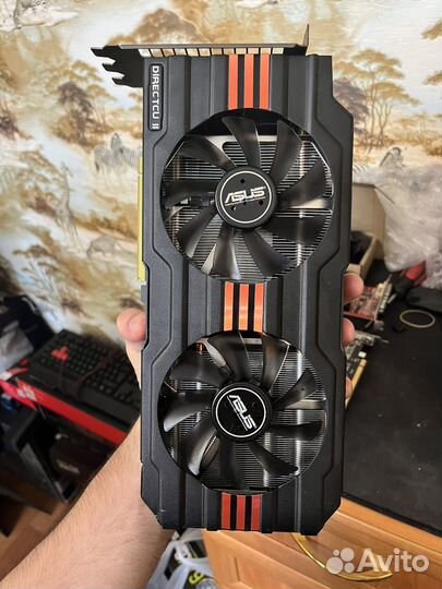 Видеокарта Asus HD7970 DirectCU II TOP
