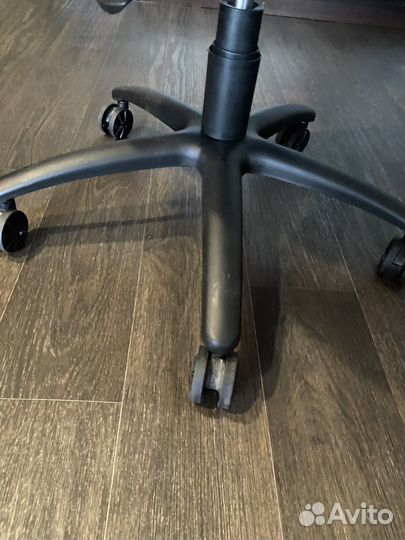 Компьютерное кресло