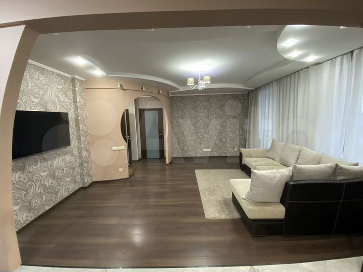 2-к. квартира, 66 м², 7/10 эт.