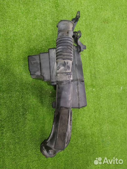 Резонатор воздушного фильтра Lexus Ct200H 2zrfxe