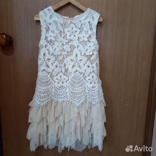 Платье фирменное на 8 лет