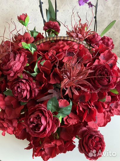 Корзина с цветами