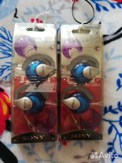 Наушники sony, в наличии имеется две пары