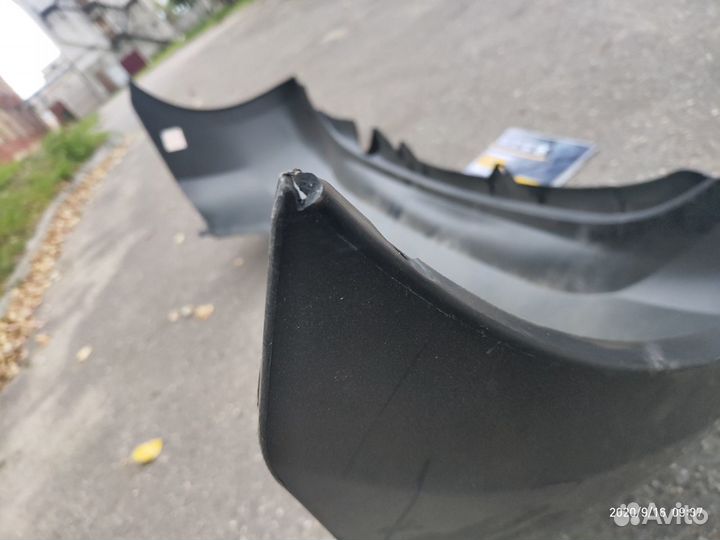 Бампер задний Nissan Tiida