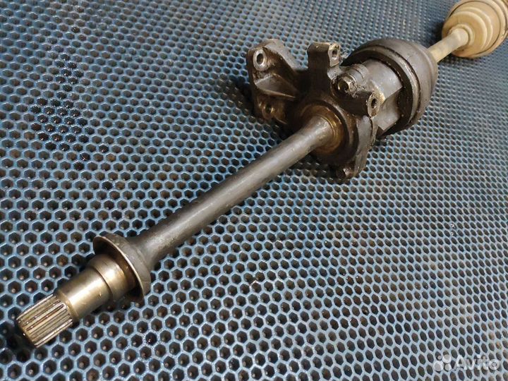 Привод правый toyota vista v40