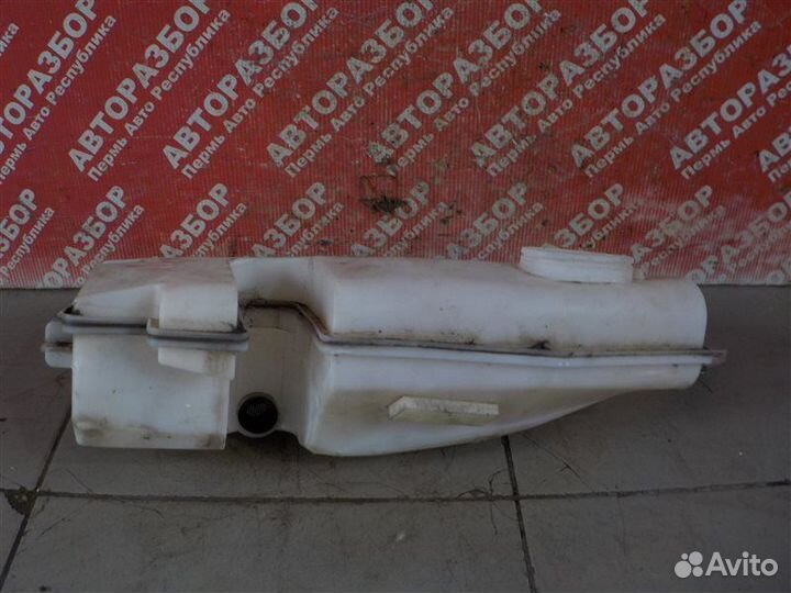 Бачок омывающей жидкости LADA Largus R90 VAZ-21129