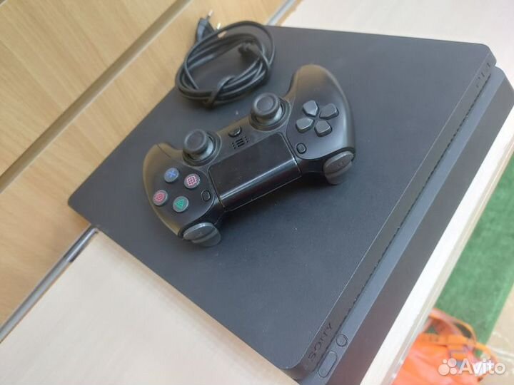 Игровая приставка play station 4 Sony 1 TB