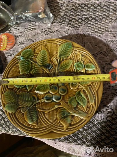 Керамическая тарелка