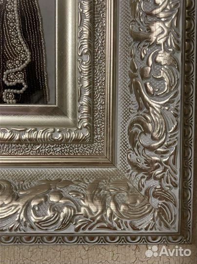 3 вышивки в рамах