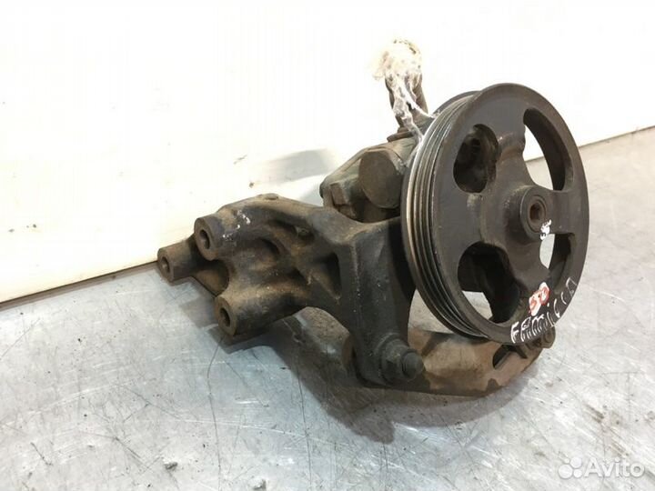 Насос гура Mazda Familia седан BJ bhalp Z5DE 1998