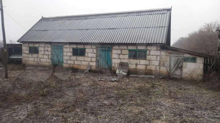 Дом 10,7 м² на участке 31 сот.