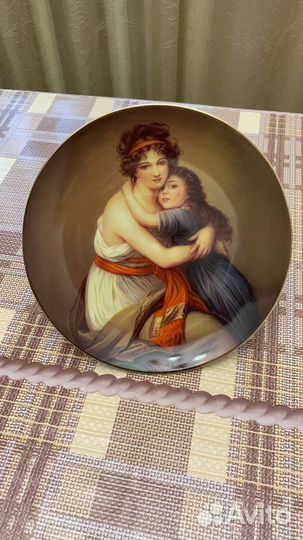 Картина тарелка