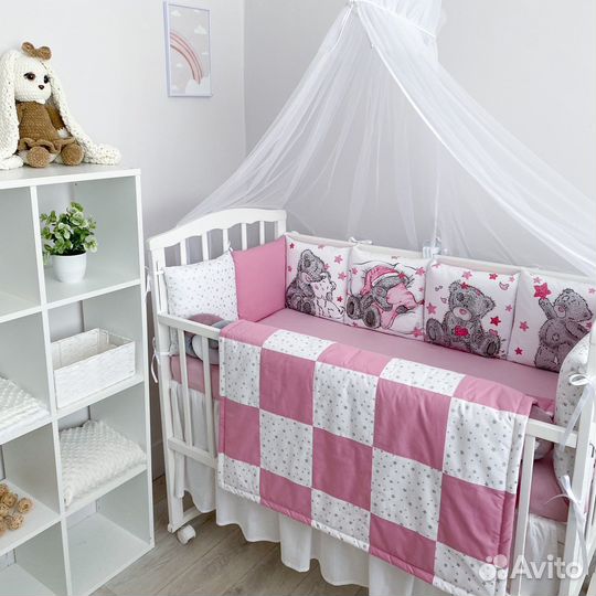 Бортики в кроватку (комплект в наличии)