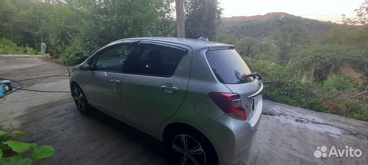 Toyota Vitz 1.0 CVT, 2016, 43 000 км