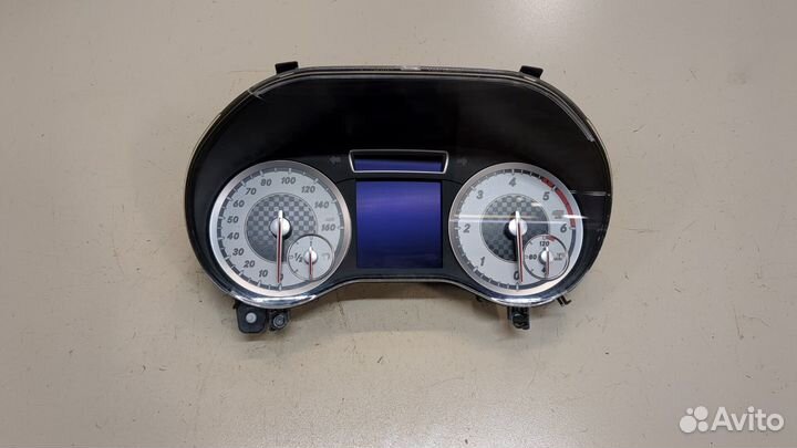 Щиток приборов Mercedes A W176, 2014