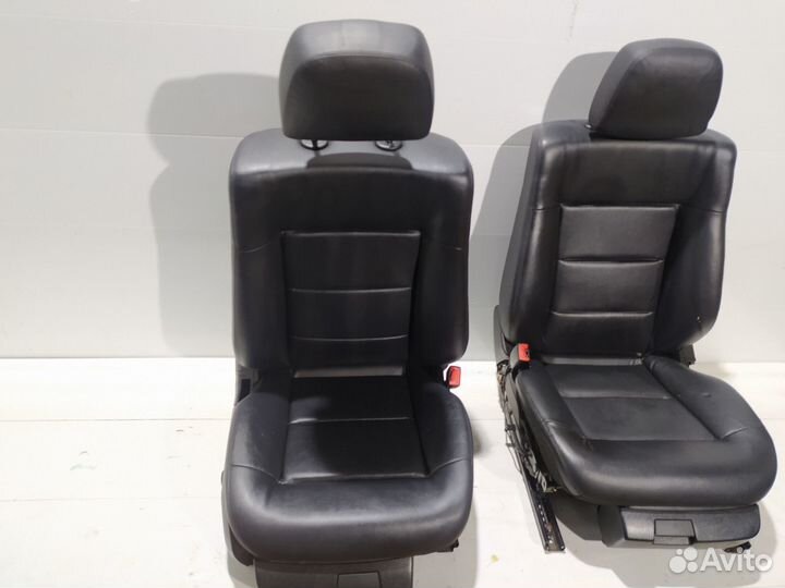 Комплект сидений Mercedes-Benz E-Class