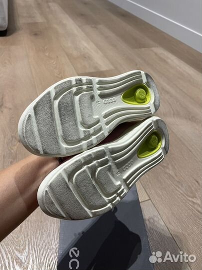 Кроссовки ecco 28 для девочки