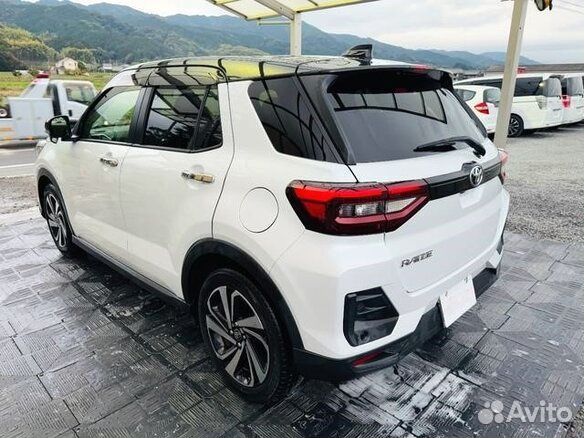 Toyota Raize 1.0 CVT, 2021, 29 000 км