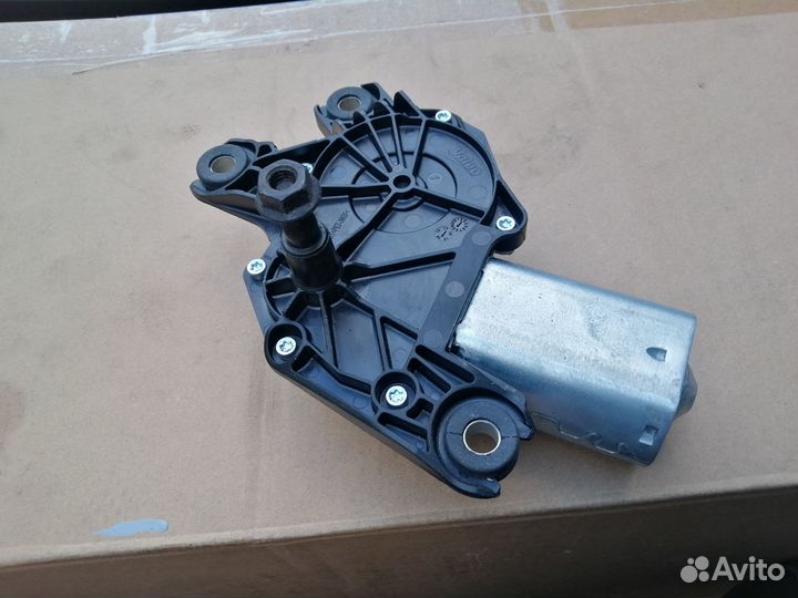 Мотор заднего стеклоочистителя Range Rover Sport 2