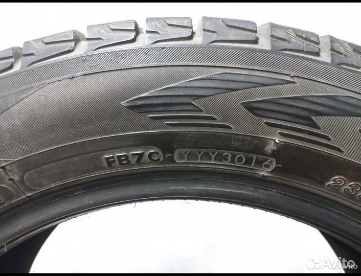 Yokohama Ice Guard G075 235/55 R18