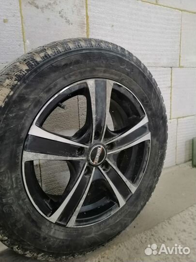 Продам шины с дисками