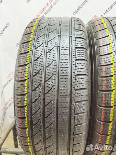 Tracmax Ice-Plus S210 235/55 R17 103T