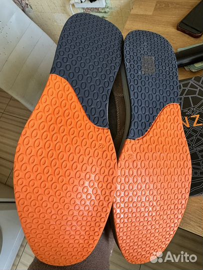 Кроссовки мужские