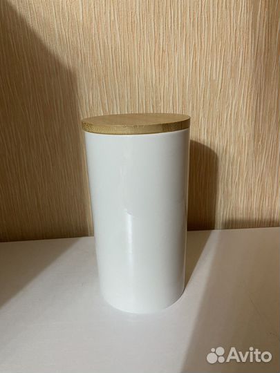 Керамические банки с бамбуковой крышкой