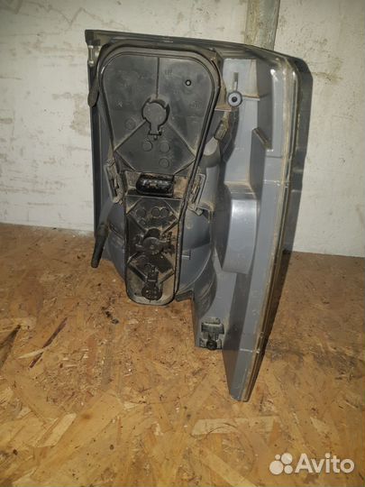 Фонарь задний левый Range Rover