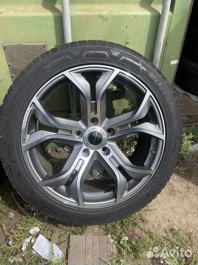 Летние колеса Invader 285/45R22