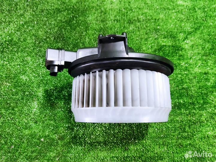 Моторчик печки Honda Civic 4D (FD) 2009