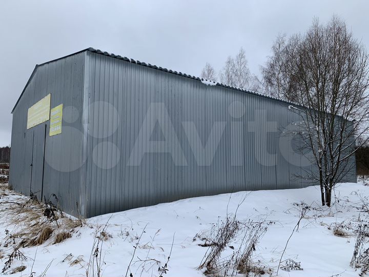 Земельный участок 101021 м² с ангаром/складом 216м