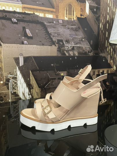 Босоножки calipso 35