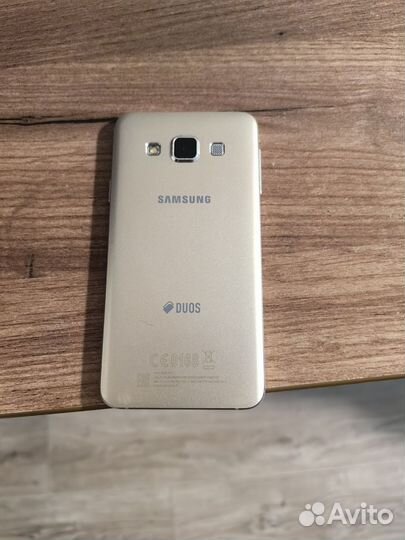 Samsung Galaxy A3 SM-A300F, 16 ГБ