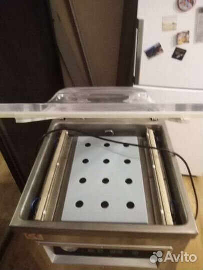 Вакуумный упаковщик