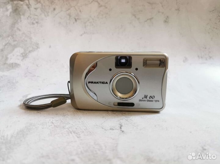 Плёночный фотоаппарат Praktica M60