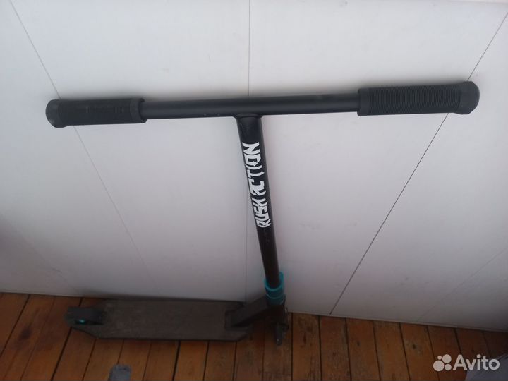 Трюковой самокат