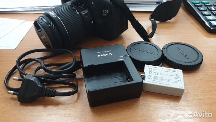 Зеркальный фотоаппарат canon 600d