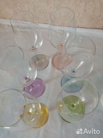 Бокалы для вина новые