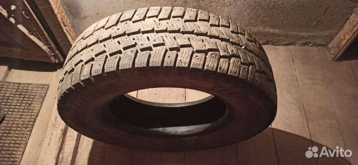 Зимняя резина 215/75