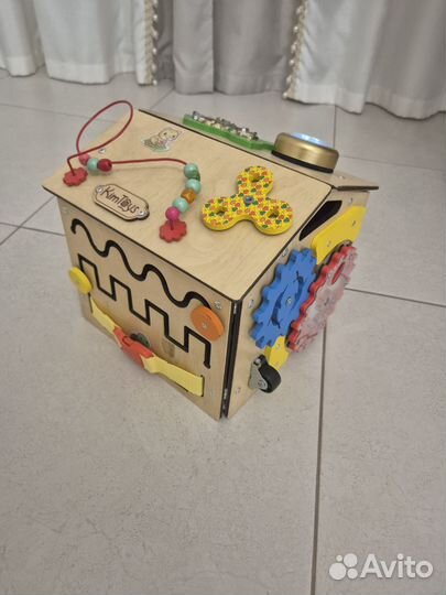 Бизиборд детский домик
